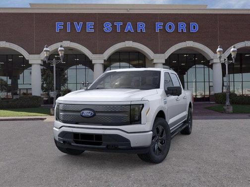 2025 Ford F-150 Lightning Flash
