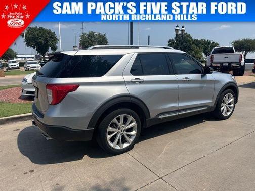 2021 Ford Explorer Platinum