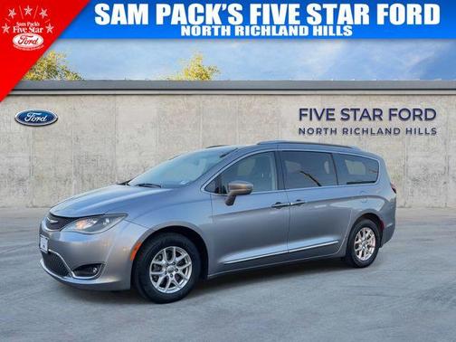 2020 Chrysler Pacifica Touring-L