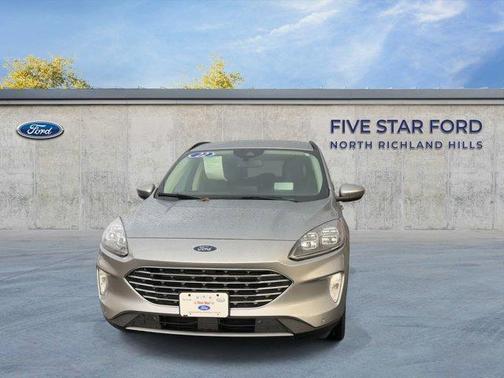 2022 Ford Escape PHEV Titanium