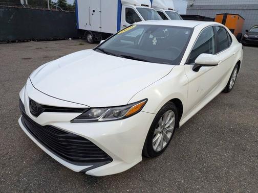 Super White 2020 Toyota Camry LE
