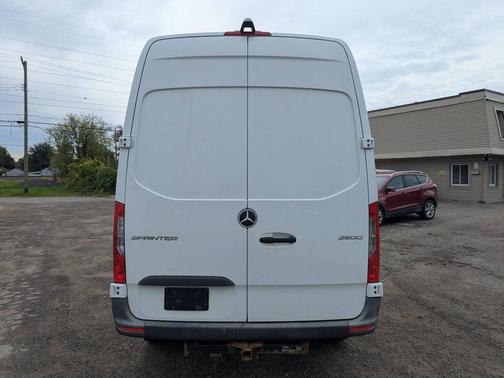 White 2022 Mercedes-Benz Sprinter 2500 Standard Roof
