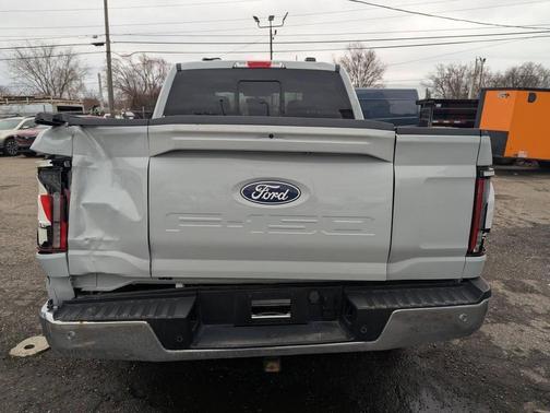 Avalanche Gray 2024 Ford F-150 Lariat