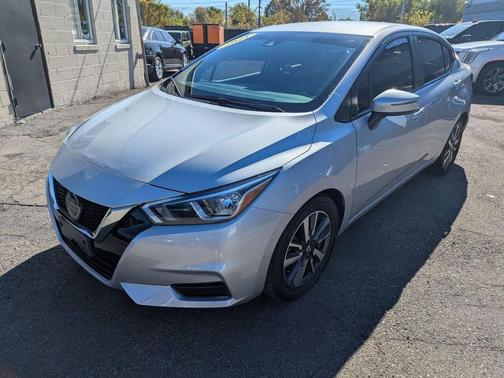 2021 Nissan Versa 1.6 SV