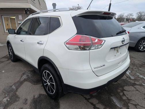 2016 Nissan Rogue S