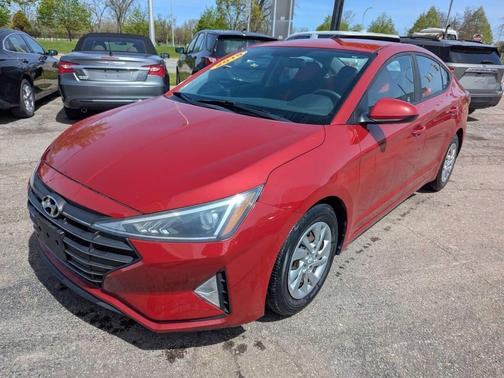 Scarlet Red 2019 Hyundai ELANTRA SE
