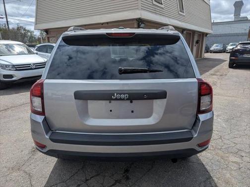 2016 Jeep Compass Sport