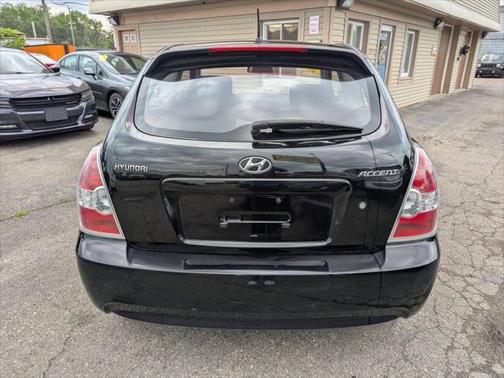 2010 Hyundai Accent GS