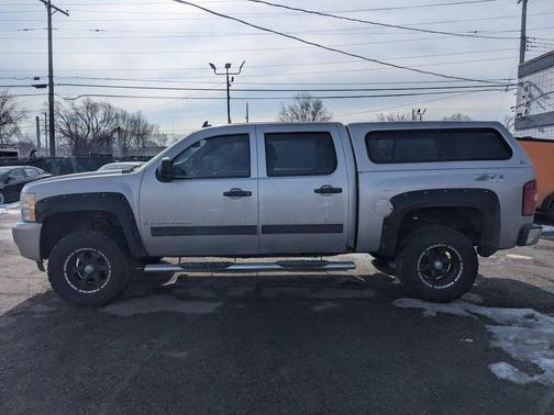2007 Chevrolet Silverado 1500 LT2 Crew Cab
