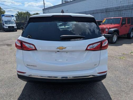 Summit White 2021 Chevrolet Equinox 1LT