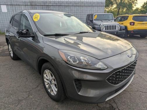 Carbonized Grey 2021 Ford Escape SE