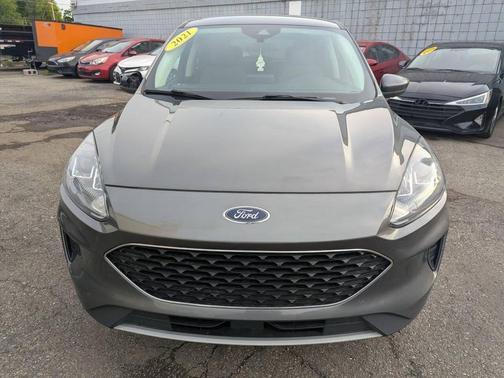 Carbonized Grey 2021 Ford Escape SE