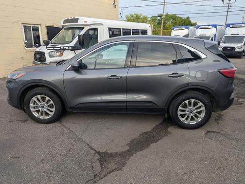 Carbonized Grey 2021 Ford Escape SE
