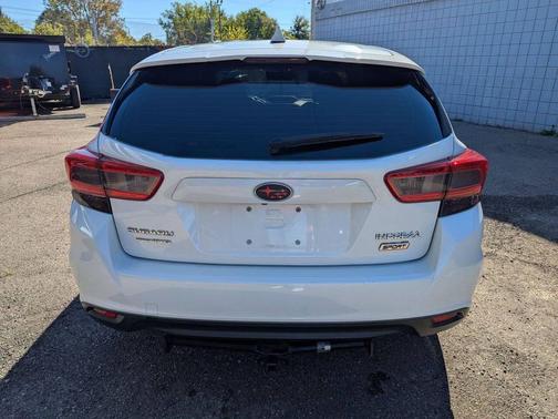 2018 Subaru Impreza 2.0i Sport