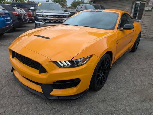 Orange Fury Metallic Tri-Coat 2018 Ford Shelby GT350R Base
