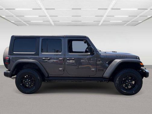 Granite Crystal Metallic Clearcoat 2024 Jeep Wrangler Willys