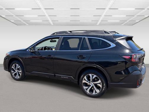 Crystal Black Silica 2021 Subaru Outback Limited