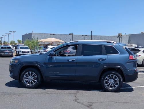 2021 Jeep Cherokee Latitude Lux