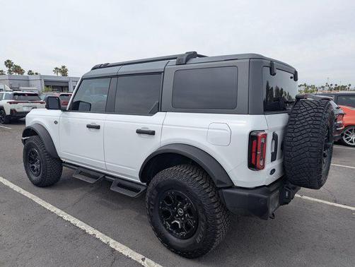 Oxford White 2024 Ford Bronco Wildtrak