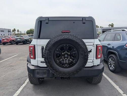 Oxford White 2024 Ford Bronco Wildtrak