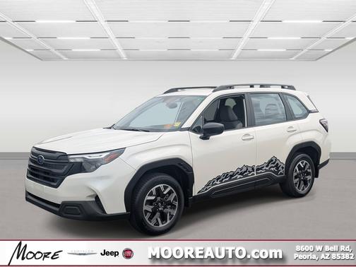 2025 Subaru Forester Base