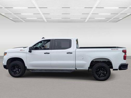 Summit White 2024 Chevrolet Silverado 1500 Custom Trail Boss