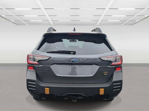 Magnetite Gray Metallic 2024 Subaru Outback Wilderness