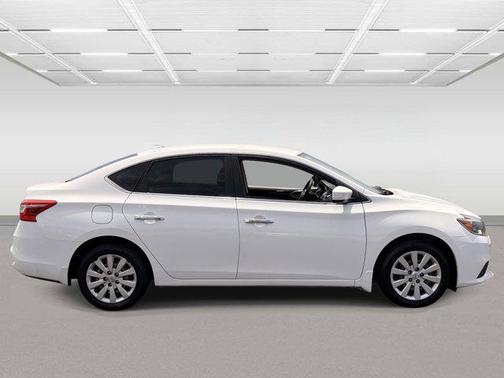 Fresh Powder 2017 Nissan Sentra SV