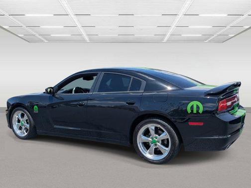 Pitch Black 2012 Dodge Charger R/T