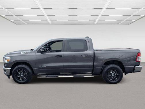 Granite Crystal Metallic Clearcoat 2022 RAM 1500 Big Horn/Lone Star