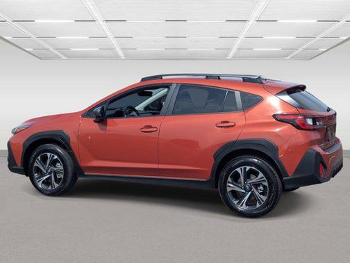 Sun Blaze Pearl 2025 Subaru Crosstrek Premium