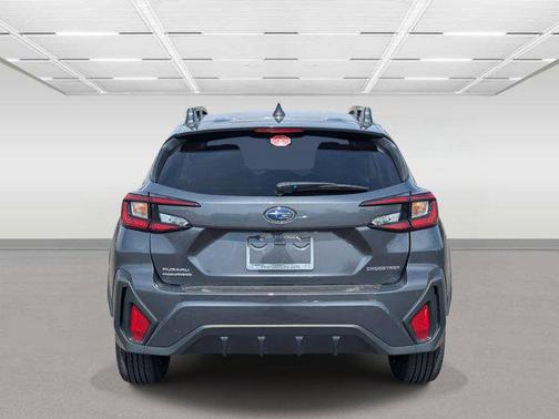 Magnetite Gray Metallic/Crystal Black Silica 2025 Subaru Crosstrek Limited