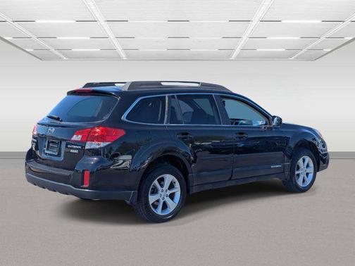 Crystal Black Silica 2013 Subaru Outback 2.5i Premium