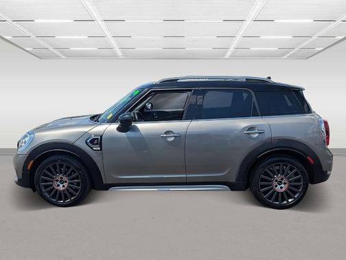 2017 MINI Countryman Cooper S