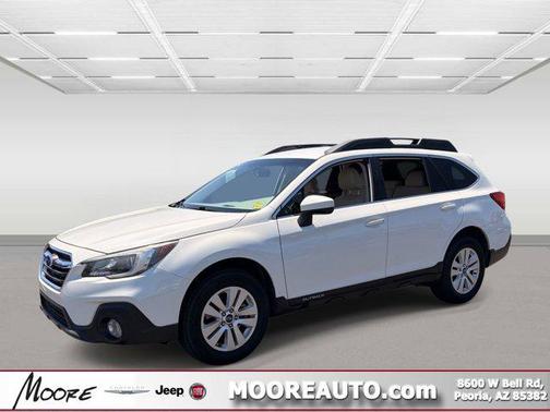 Crystal White Pearl 2018 Subaru Outback 2.5i Premium