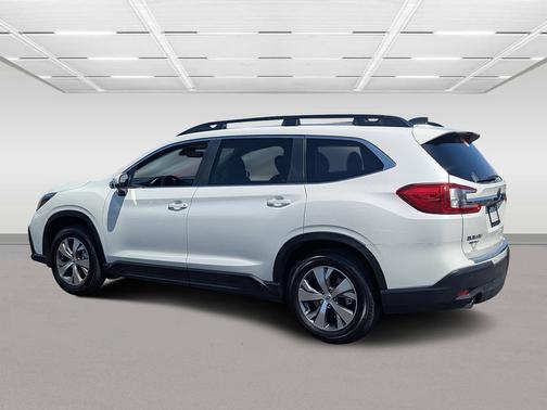 2024 Subaru Ascent Premium 8-Passenger