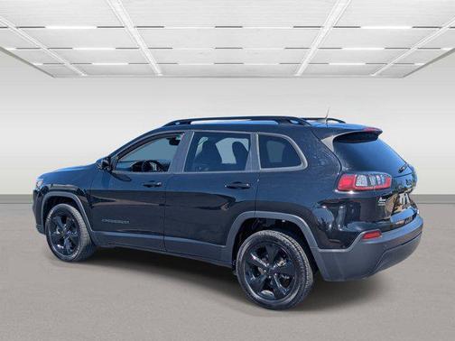 Diamond Black Crystal Pearlcoat 2020 Jeep Cherokee Altitude