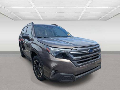 Brilliant Bronze Metallic 2025 Subaru Forester Premium