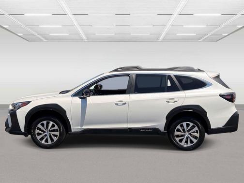Crystal White Pearl 2024 Subaru Outback Premium