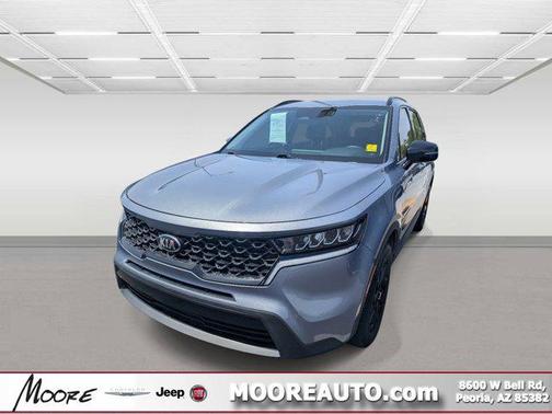 Everlasting Silver 2021 Kia Sorento S