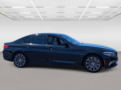 Black 2017 BMW 540 540i