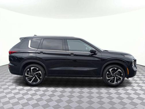 2024 Mitsubishi Outlander SEL