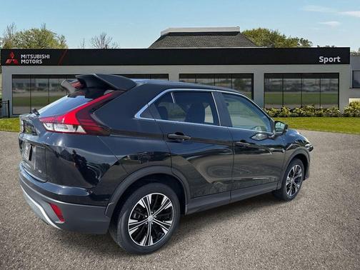 2022 Mitsubishi Eclipse Cross SE