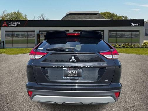 2022 Mitsubishi Eclipse Cross SE