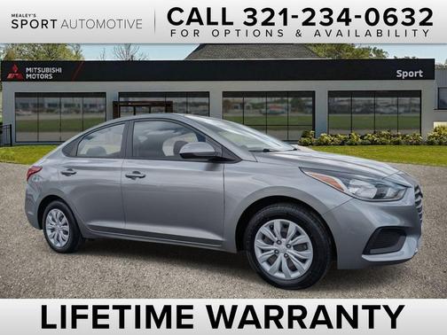 2022 Hyundai Accent SE