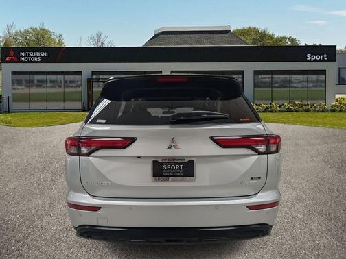 2025 Mitsubishi Outlander PHEV