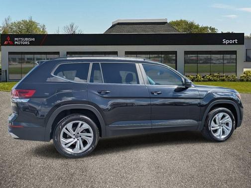 2022 Volkswagen Atlas 3.6L SE w/Technology