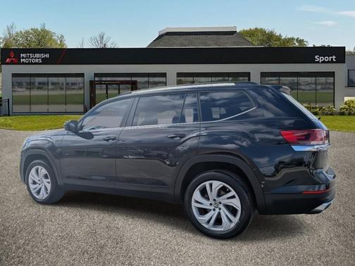 2022 Volkswagen Atlas 3.6L SE w/Technology