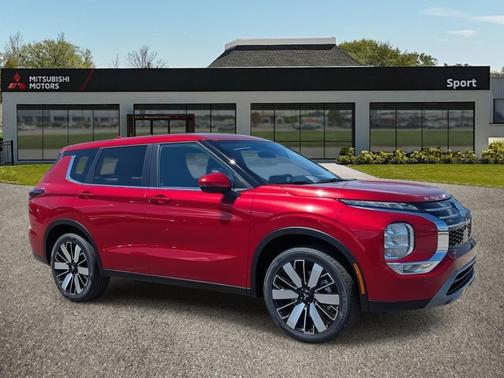 2025 Mitsubishi Outlander SE