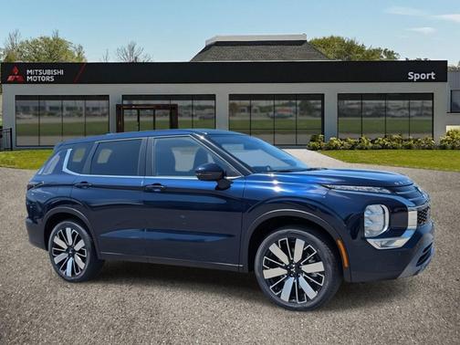 2025 Mitsubishi Outlander SE